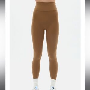 NWT Girlfriend Collective Luxe Leggings size XS in ‘Beachwood’